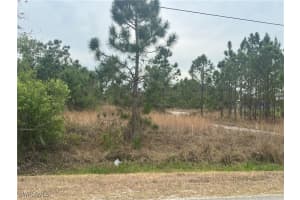 000 43rd Avenue, Naples, FL 34120 Sold 11/28/25