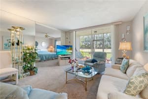 501 Forest Lakes Boulevard, Naples, FL 34105 - MLS#225042516