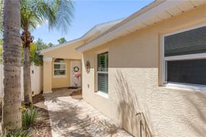 1195 Silverstrand Drive, Naples, FL 34110 Sold 09/02/25