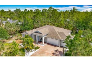 2712 14th Ave Se, Naples