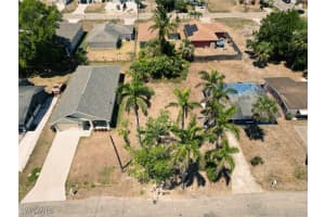 2132 Davis Street, Fort Myers, FL 33916 Sold 09/19/25