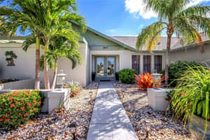 2617 23rd Avenue, Cape Coral, FL 33904 - MLS#225042589