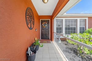 507 8th Terrace, Cape Coral, FL 33990 - MLS#225042623