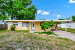 6020 Edgebrook Drive, Orlando, FL 32809 Sold 08/12/25