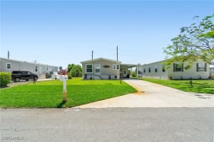 21 Chateau Way, Naples, FL 34112 Sold 08/25/25