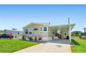21 Chateau Way, Naples, FL 34112 Sold 08/25/25