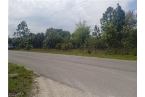 2605 Hanna Avenue, Lehigh Acres, FL 33971 - MLS#225042793