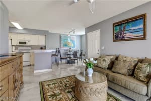 1265 Wildwood Lakes Boulevard, Naples, FL 34104 - MLS#225042819