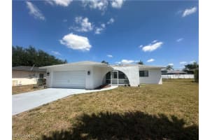601 Se 4th St Cape Coral, FL 33990 - Off Market