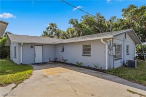21900 Pearl Street, Alva, FL 33920 Sold 11/18/25