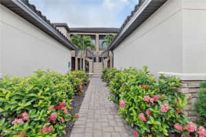 9386 Pocida Court, Naples, FL 34119 - MLS#225042906