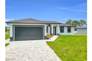 2808 19th Street, Lehigh Acres, FL 33976 Sold 08/25/25