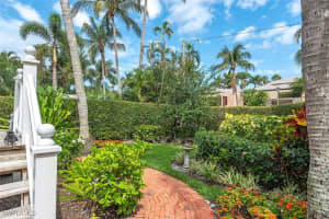 756 8th Avenue, Naples, FL 34102 - MLS#225043127