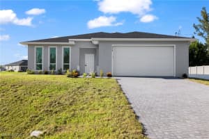 2518 10th Terrace, Cape Coral, FL 33993 - MLS#225043183