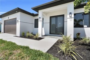24 21st Avenue, Cape Coral, FL 33993 - MLS#225043221