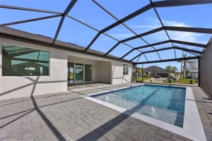 2700 6th Street, Cape Coral, FL 33993 - MLS#225043222