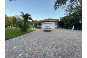 240 12th Avenue, Naples, FL 34120 Sold 08/22/25