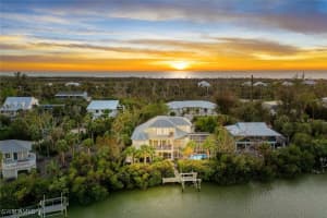 5810 Pine Tree Dr, Sanibel