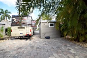 5230 Cypress Trail Resort Circle, Fort Myers, FL 33905 - MLS#225043265