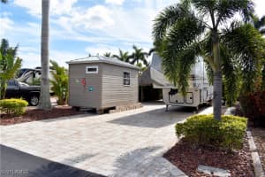 10210 Meadow Beauty Trail, Fort Myers, FL 33905 - MLS#225043272