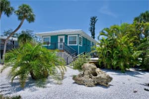 210 Dakota Avenue, Fort Myers Beach, FL 33931 - MLS#225043303