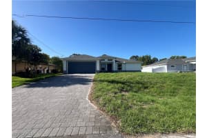 3211 25th Street, Lehigh Acres, FL 33976 Sold 06/20/25