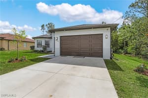 3905 15th Street, Lehigh Acres, FL 33971 - MLS#225043328