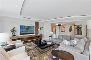 13665 Vanderbilt Drive, Naples, FL 34110 Sold 07/11/25
