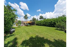 5521 Shaddelee Ln W, Fort Myers