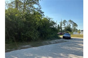 636 Sunflower Avenue, Lehigh Acres, FL 33974 Sold 09/04/25
