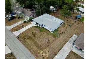 314 Vermont Way, Lehigh Acres, FL 33936 - MLS#225043515