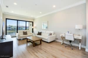 15102 Palmer Lake Cir 201, Naples