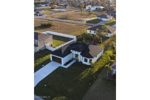 2808 21st Avenue, Cape Coral, FL 33993 - MLS#225043575