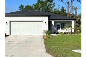 2370 Allsup Ter, North Port