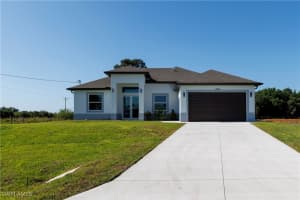 7501 5th Terrace, Labelle, FL 33935 Sold 07/22/25