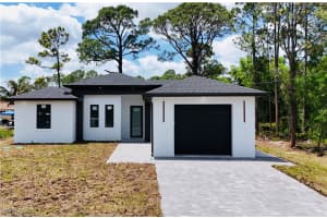 512 Genesee Ave S, Lehigh Acres