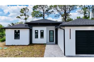 512 Genesee Avenue, Lehigh Acres, FL 33974 - MLS#225043676