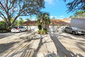 15400 Cedarwood Lane, Naples, FL 34110 - MLS#225043678