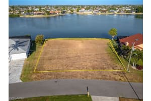 222 10th Avenue, Cape Coral, FL 33990 Sold 11/06/25