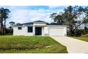 208 Genoa Ave S, Lehigh Acres