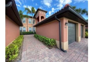 10036 Heather Ln 1304, Naples