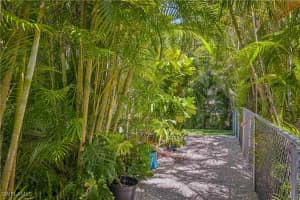 6088 Waterway Bay Drive, Fort Myers, FL 33908 - MLS#225043973