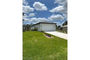 5525 Berryman Street, Lehigh Acres, FL 33971 - MLS#225044015