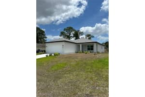 5525 Berryman Street, Lehigh Acres, FL 33971 - MLS#225044015