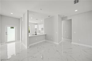 836 Clow St E, Lehigh Acres