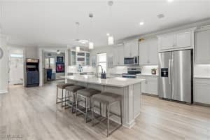 28140 Captiva Shell Loop, Bonita Springs, FL 34135 - MLS#225044179
