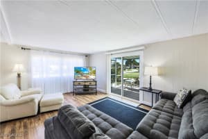 21 Le Mans Drive, Naples, FL 34112 - MLS#225044185
