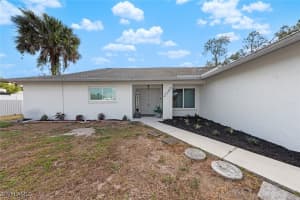 2080 39th Street, Naples, FL 34117 - MLS#225044193