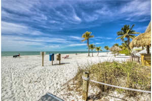 113 Bayview Avenue, Fort Myers Beach, FL 33931 - MLS#225044194