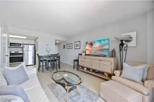 180 Seaview Court, Marco Island, FL 34145 - MLS#225044254